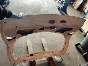 Hyundai ix35 оригинальная крышка багажника (2 фото из 2)