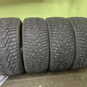 Hankook Winter i*Pike RS2 225/40 R18
