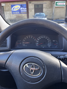 Toyota Corolla 1.6 81 кВт (11 фото из 12)