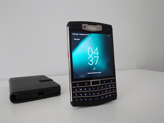 Редкий Unihertz Titan, в состоянии как новый