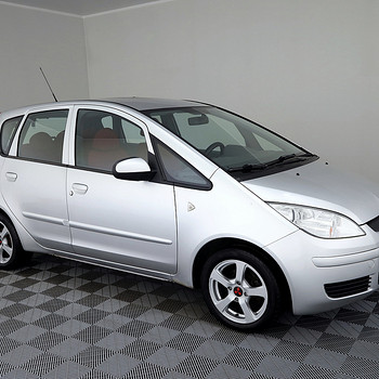 Mitsubishi Colt Elegance 1.3 70kW