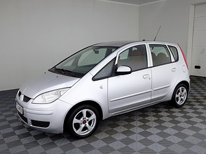 Mitsubishi Colt Elegance 1.3 70kW (2 фото из 7)