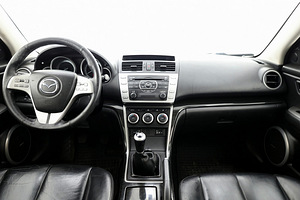Mazda 6 Elegance 2.2 MZR-CD 120kW (5 фото из 8)