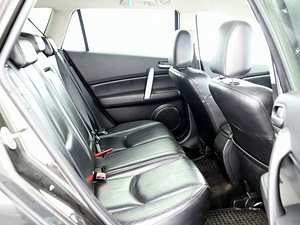 Mazda 6 Elegance 2.2 MZR-CD 120kW (7 фото из 8)