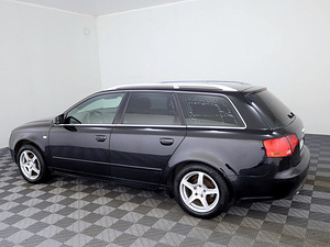 Audi A4 Comfortline 1.9 TDI 85kW (4 foto / 7)
