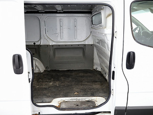 Renault Trafic Van Facelift 2.0 dCi 84kW (7 фото из 8)