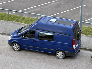 Mercedes-Benz Vito 111 CDI (10 фото из 10)