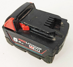 Aku Milwaukee M18 5.0Ah (2 foto / 2)