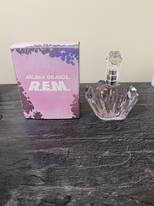 Ariana Grande R.E.M. EDP 50 ml naiste parfüüm (1 foto / 1)