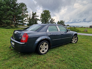 Chrysler 300c 3.0 160kw (5 foto / 9)