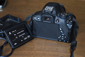Canon EOS 700D digitaalne peegelkaamera EF-S 18-55mm objekti (7 foto / 10)