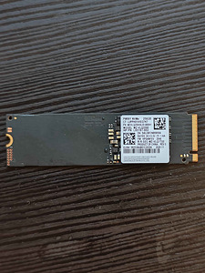 Samsung M.2 256GB (1 фото из 2)