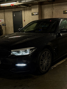 BMW G30 530e 185kw 2017 (5 foto / 14)