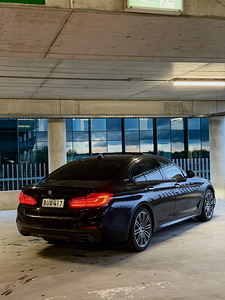 BMW G30 530e 185kw 2017 (4 foto / 14)