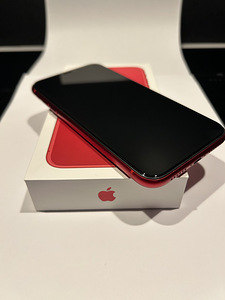 Apple iPhone 11 64 ГБ / Red (1 фото из 7)
