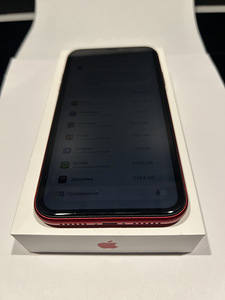 Apple iPhone 11 64 ГБ / Red (2 фото из 7)