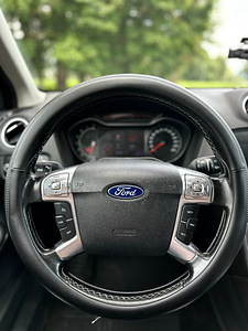 Ford Mondeo ГАЗ/БЕНЗИН (6 фото из 15)