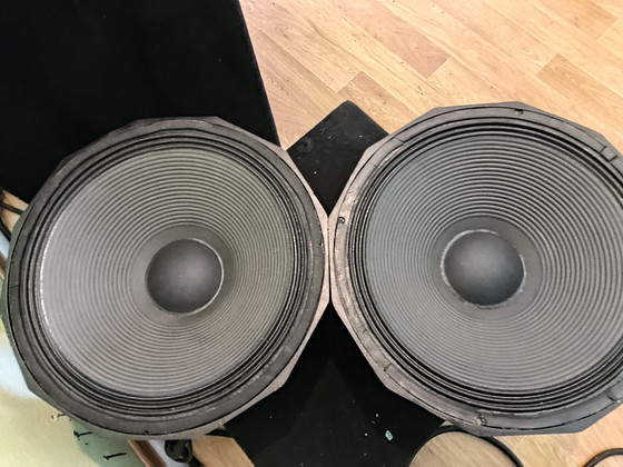 Precision Devices PD184/188 - Turbosound LS-1804 2 шт.