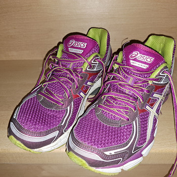 Asics tossud