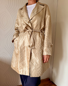 Gucci GG monogrammiga mantel – Babushka versioon (3 foto / 10)