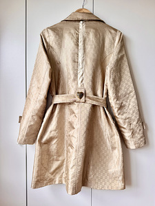 Gucci GG monogrammiga mantel – Babushka versioon (4 foto / 10)