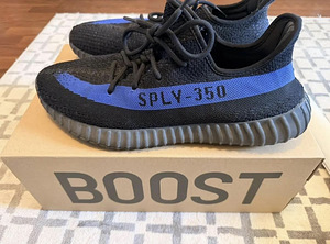 Yeezy 350 v2 реплика (1 фото из 2)