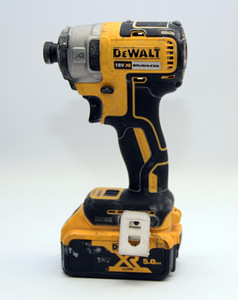 Mootorlõikur Dewalt DCF887 205 Nm 3250 rpm (1 foto / 1)