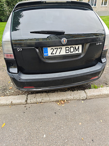 Saab 9-3 (4 foto / 5)