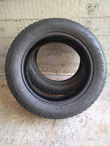 205/55R16 Pirelli Ice Zero Studless M+S (2 фото из 2)