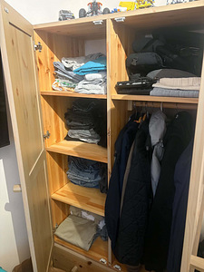 Täispuidust riidekapp ja mänguasjakast laste (2 foto / 4)