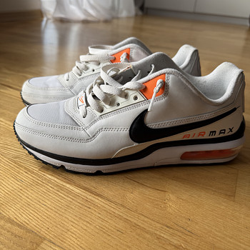 Кроссовки Nike Air Max