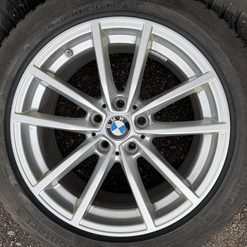 17" BMW style 778 originaalveljed 5x112 + 225/50 naast