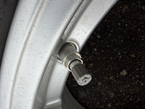 17" BMW style 778 originaalveljed 5x112 + 225/50 naast (6 foto / 9)
