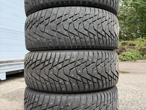 225/45/18 шипованные шины Hankook 7-8,5 мм