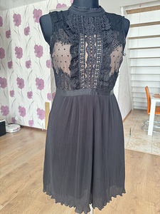 Kleit M/L (1 foto / 2)