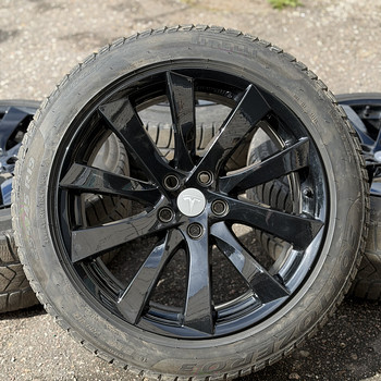 19" диски Tesla Model Y 5x114,3 + 255/45/19 m+s