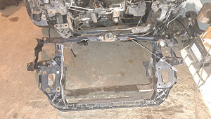 Lancia Voyager (avariiline) (9 foto / 14)