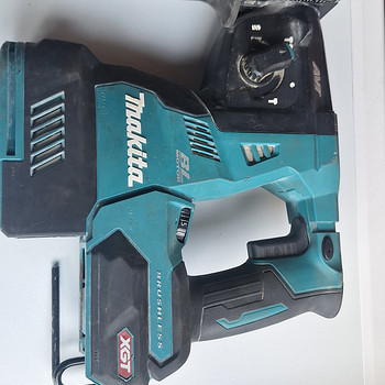 Makita xgt 40v HR003GM201 kasutatud korralik