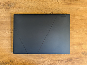 ASUS Zenbook 14 OLED UX3405MA / Ultra 7 / 16GB / 1TB (3 фото из 3)