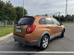Chevrolet Captiva (3 фото из 14)