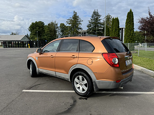 Chevrolet Captiva (4 фото из 14)