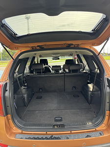 Chevrolet Captiva (7 фото из 14)