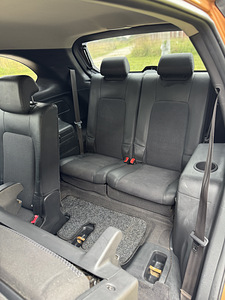 Chevrolet Captiva (12 фото из 14)