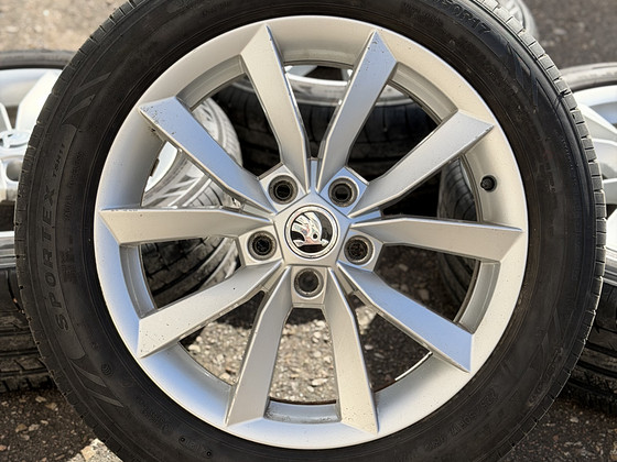 17" оригинальные диски Skoda 5x112 + летние шины 225/50/17