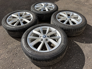 17" Skoda originaalveljed 5x112 + suverehvid 225/50/17 (3 foto / 9)