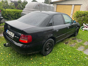 Обмен Audi A4 (3 фото из 7)