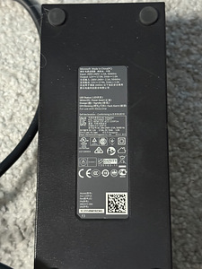 X-box One with controller (5 foto / 5)