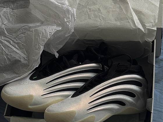 Adidas harden volume 9