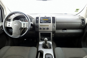 Nissan Pathfinder Comfort 4x4 2.5 dCi 128kW (5 фото из 8)