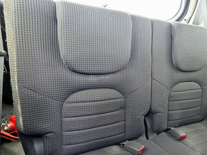 Nissan Pathfinder Comfort 4x4 2.5 dCi 128kW (8 фото из 8)